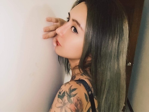 李冠穎醫師:什麼是Y型鼻(Y眉心)?隆鼻都須要墊眉心嗎?Y眉 IMG_9846.JPG - 墊煤骨